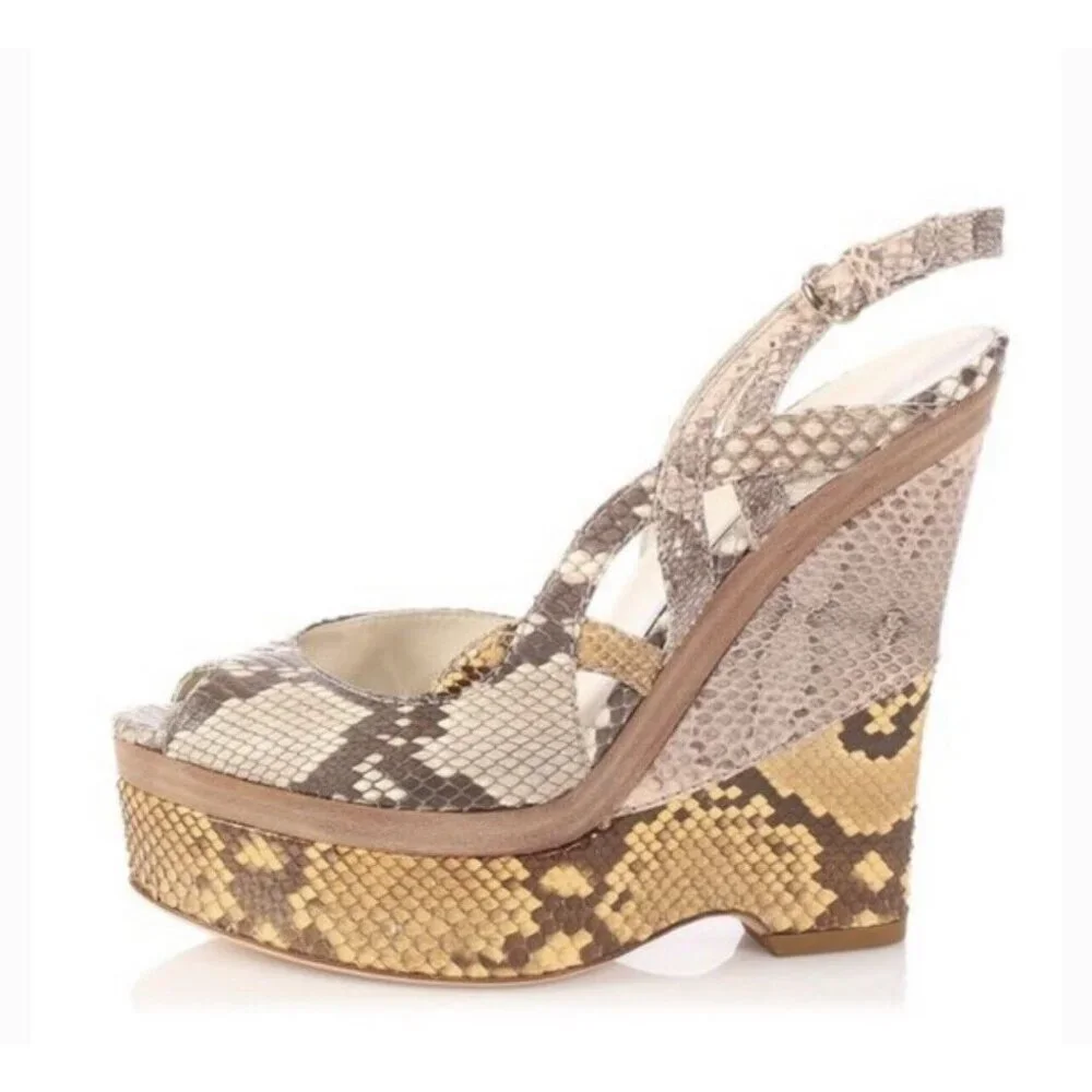 Gucci Snakeskin Wedges 38.5 EUC💛🤎